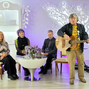 „Poezijos pavasaris 2026“ Baisogaloje – poezijos ir muzikos bendrystės vakaras