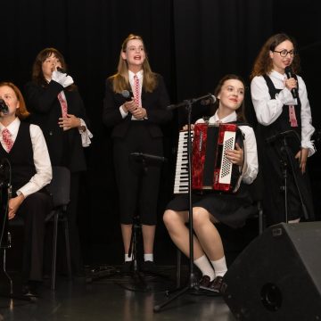 Profesionalių teatrų festivalyje „Medunešis“ – muzikinė programa apie Lietuvos moteris