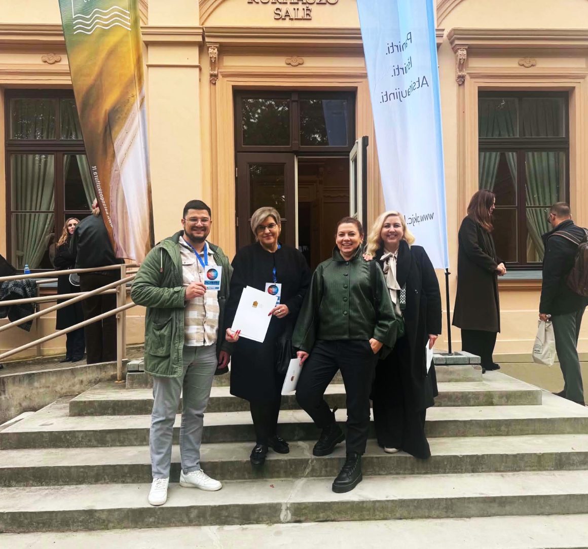ba5e367d-20b2-4fb7-ba0e-12b84247e52c Baisogalos kultūros centro atstovai – kultūros forume Palangoje